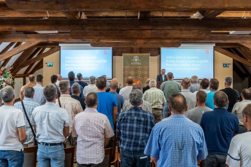 Ferfitalalkozo Pecs szept_38.jpg